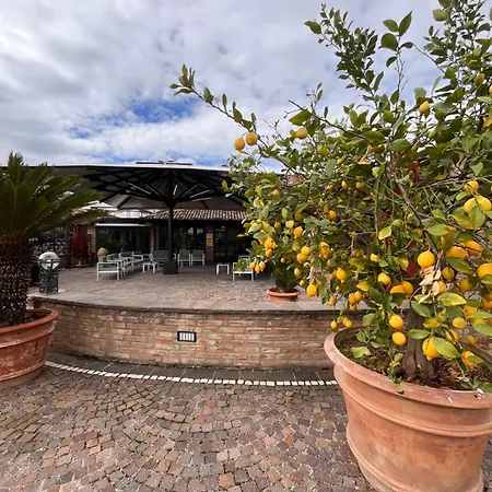 Agroturismo La Sapienza Monestirolo